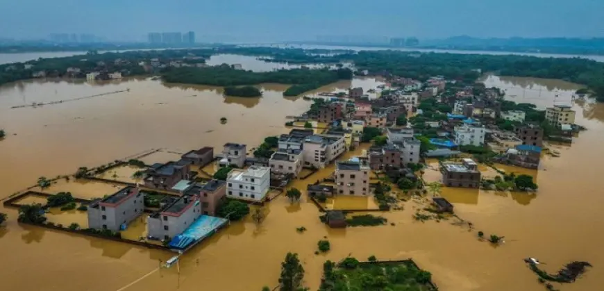 فيضانات تضرب الأنهار الرئيسية في جنوبي الصين وسط هطول أمطار غزيرة مستمرة