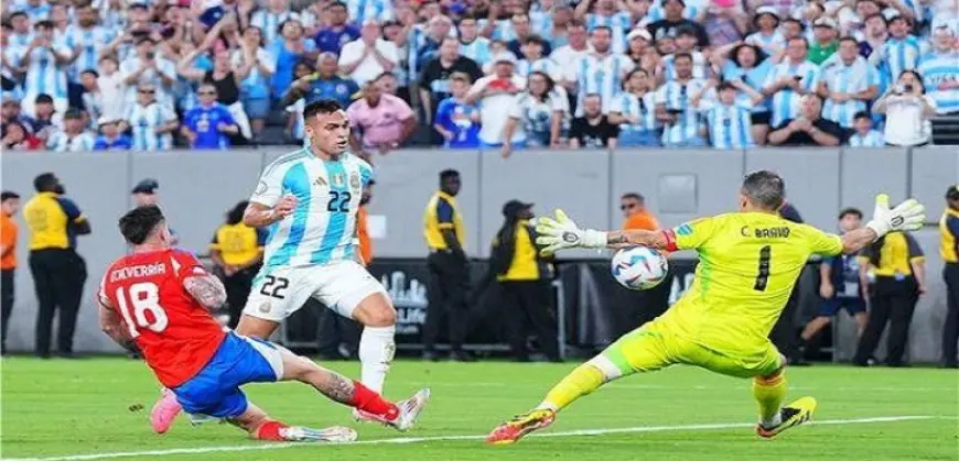 الأرجنتين تتألق وتضرب بيرو بثنائية وتتأهل بالعلامة الكاملة