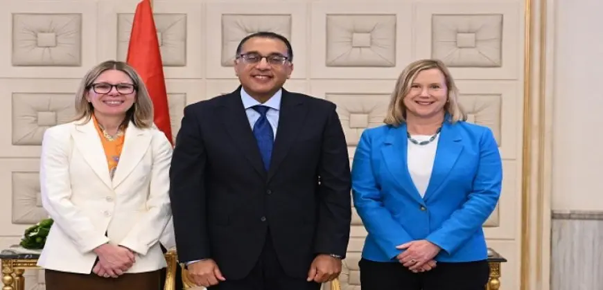مدبولي في لقاء مع المدير العام للعمليات بالبنك الدولي .. إشادة بالجهود المصرية بشأن إصلاح الاقتصاد الكلي