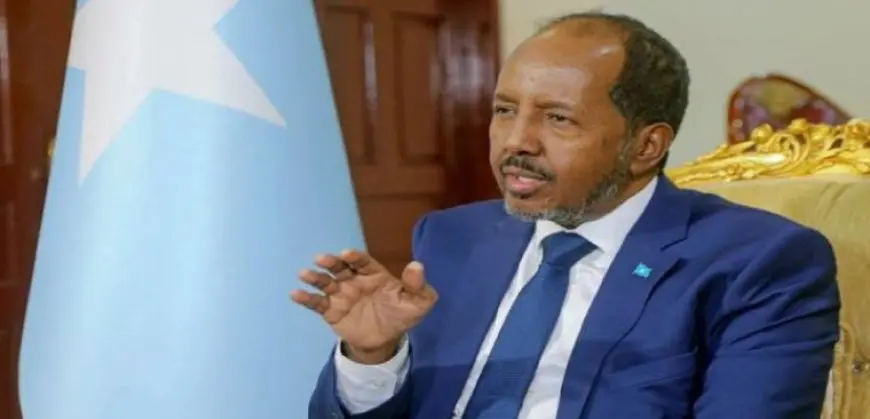 الرئيس الصومالي ينفي وجود أية محادثات مع المليشيات الإرهابية