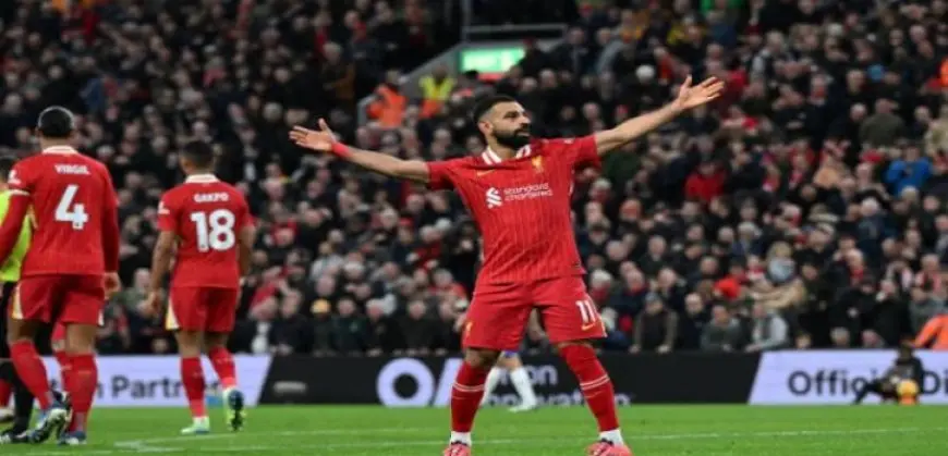 محمد صلاح يسجل ويقود ليفربول للفوز على برايتون 2ـ1 ويتصدر الدوري الإنجليزي